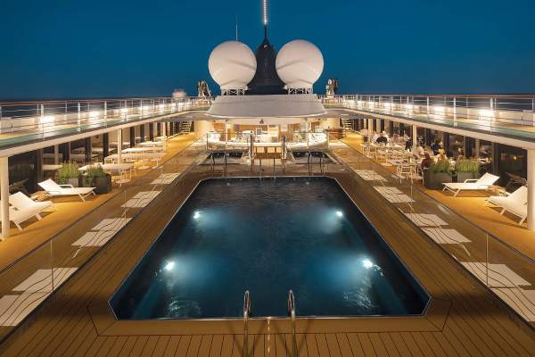 World Voyager Gallery Image